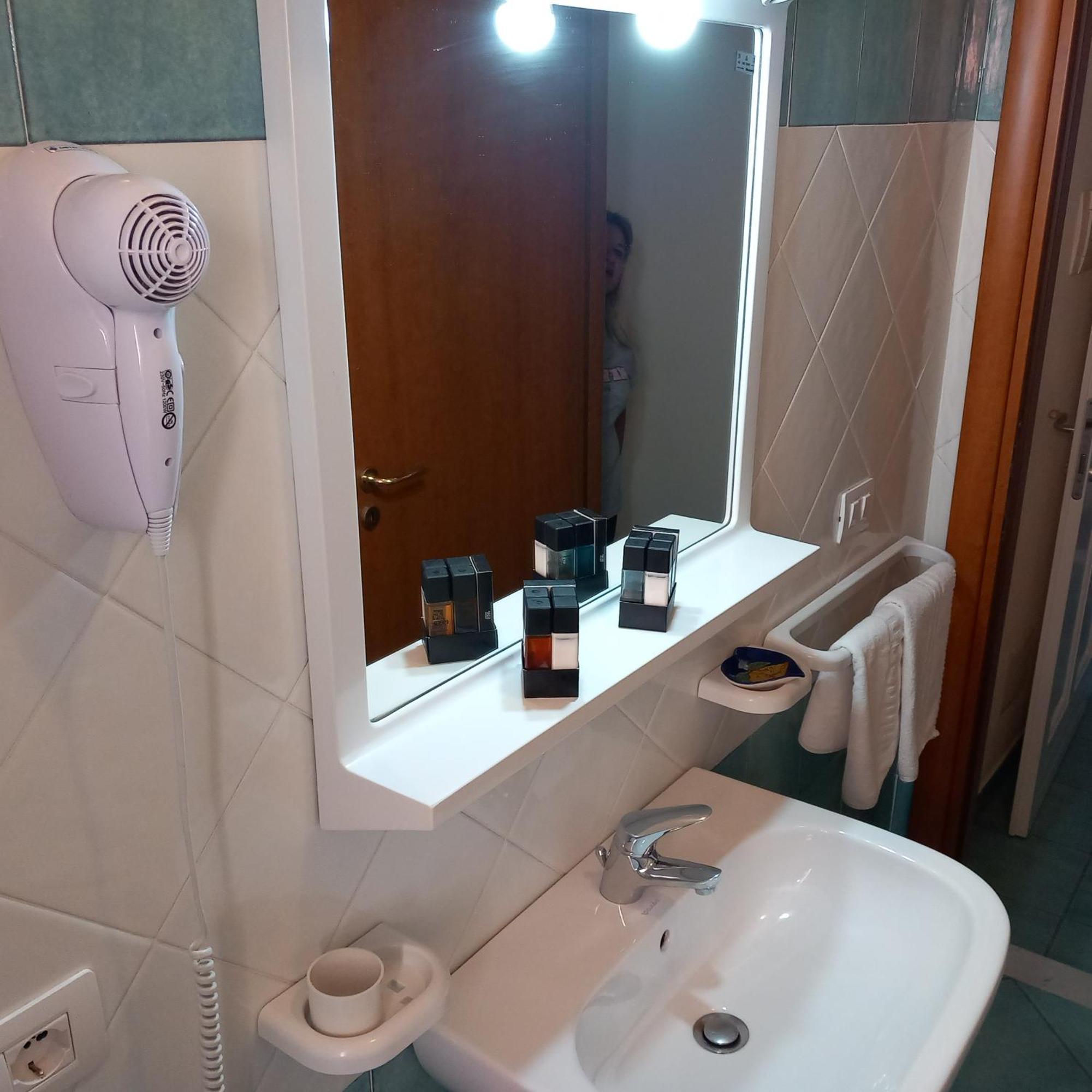 Casa Vacanze E B&B Oltremare Marina di Camerota Exterior foto