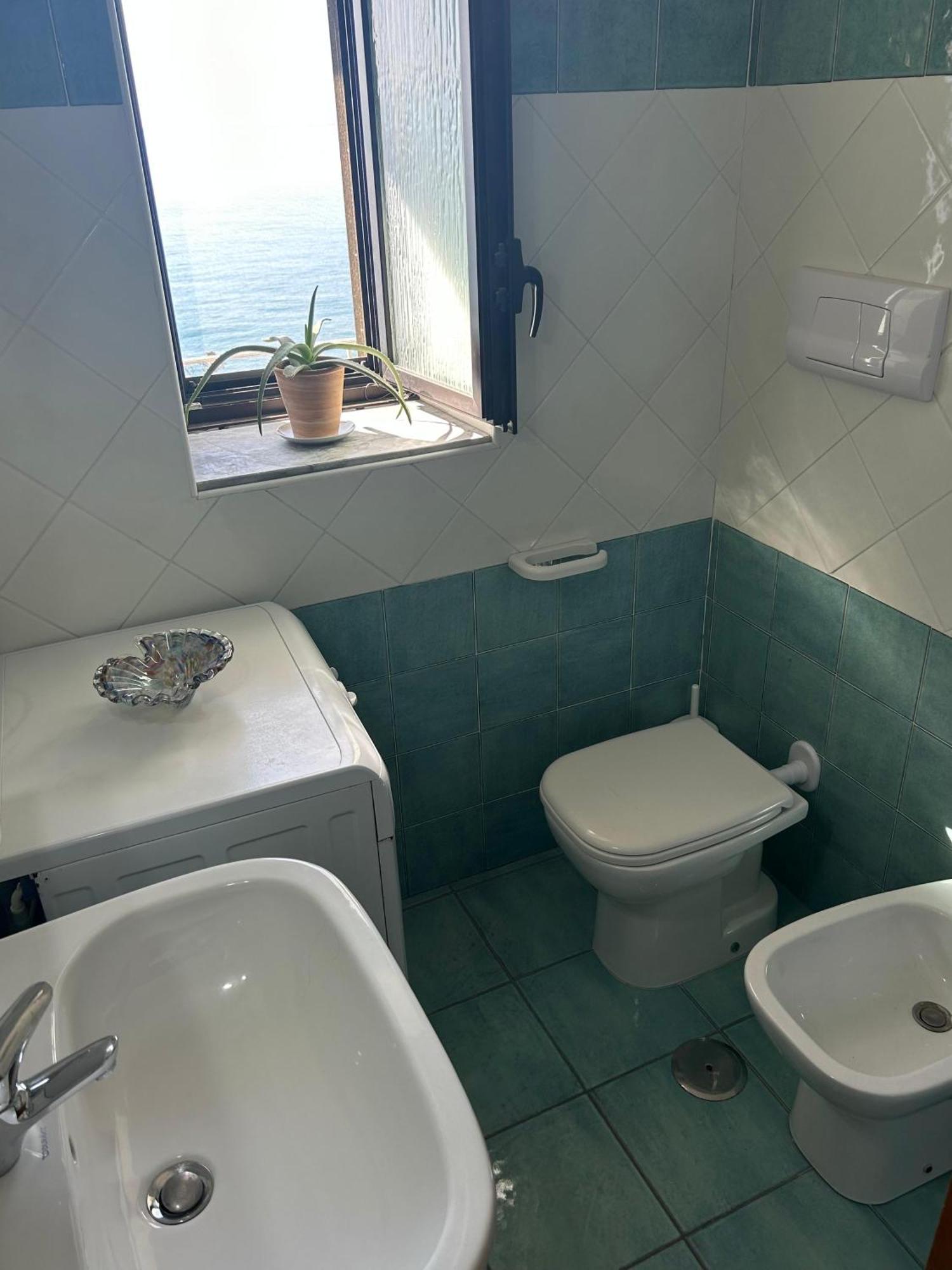 Casa Vacanze E B&B Oltremare Marina di Camerota Exterior foto